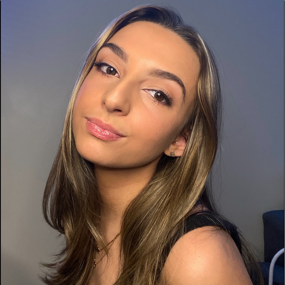 Meet your Posher, Jillian